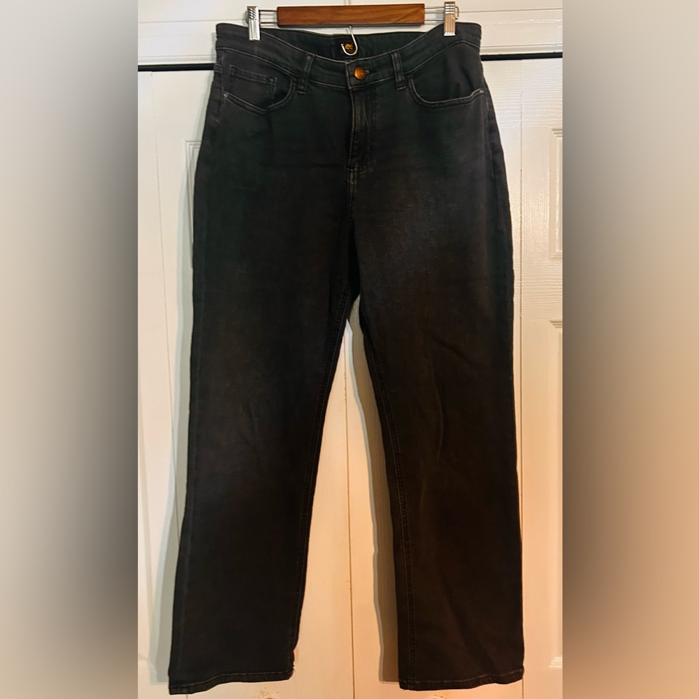 Lee women’s denim jeans in dark grey